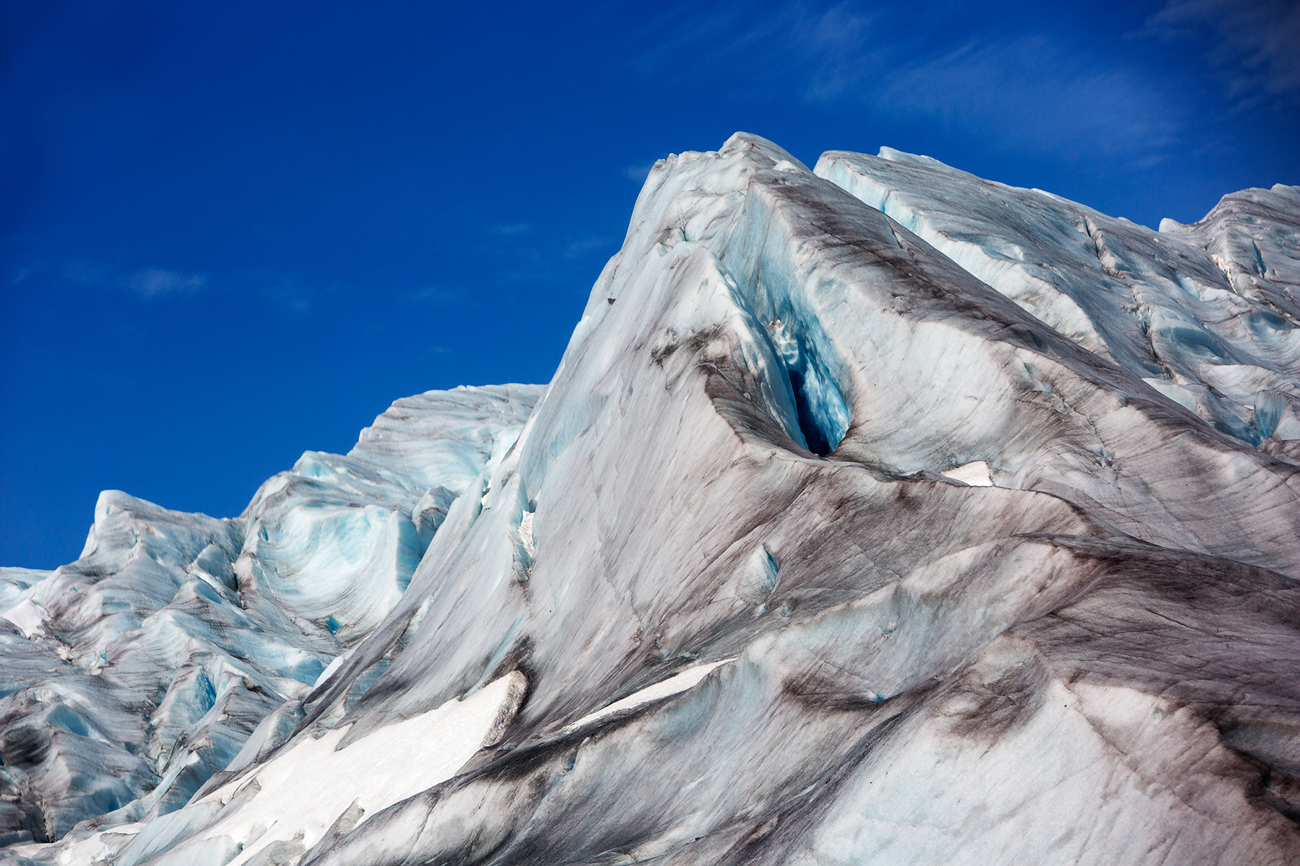 PHOTOFOLIO_AlaskaGlacierSinglEyeIceCave_15x10_2
