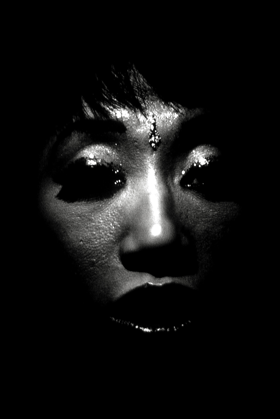 PHOTOFOLIO_mimiinthedark_7.5x5